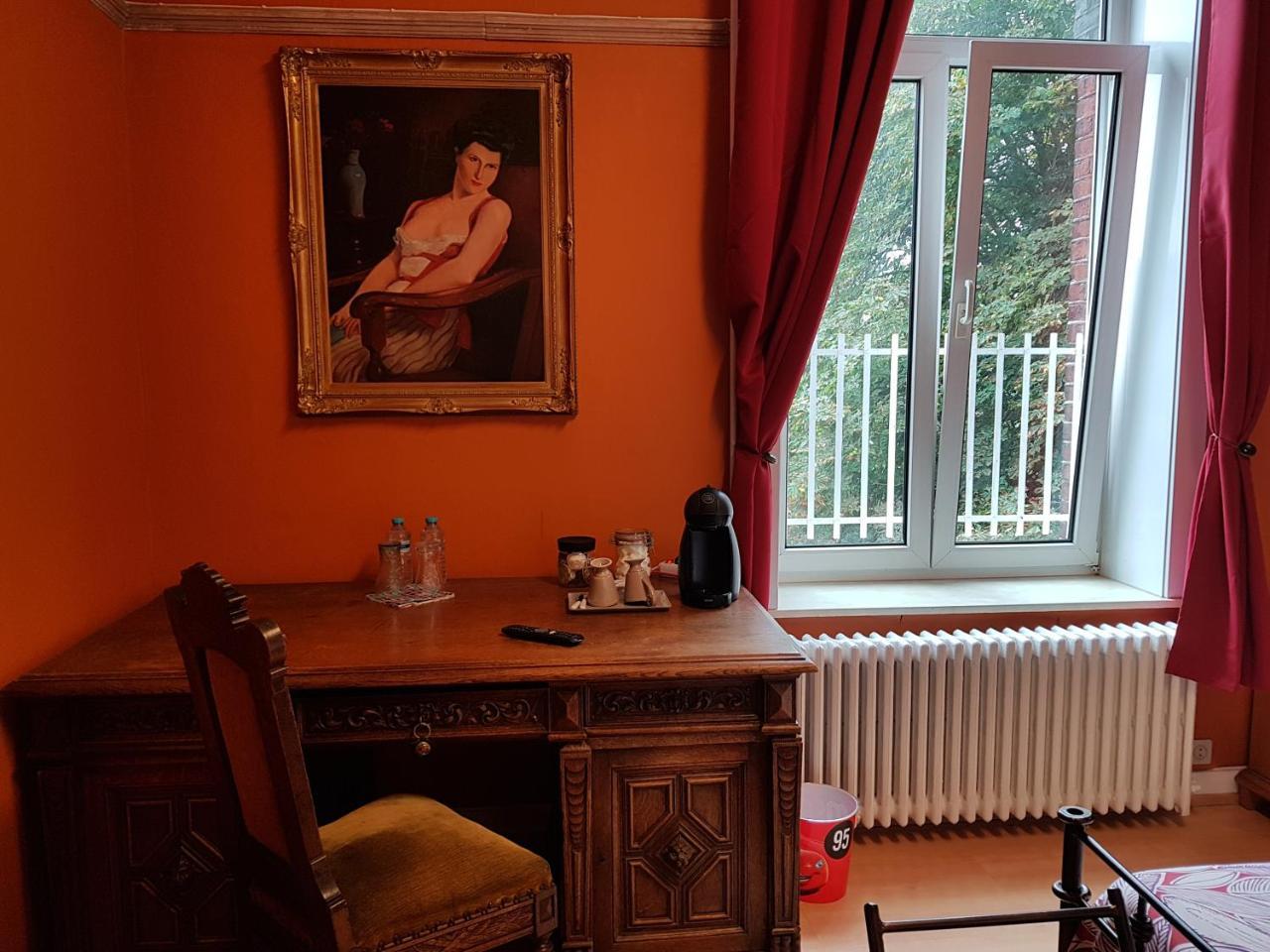 Chateau Lambert Moulinsart Hotel, Shuttle Airport, Long Term Parking, Snooker, Large Terrasse, Dinner, Breakfast Шарлеруа Экстерьер фото